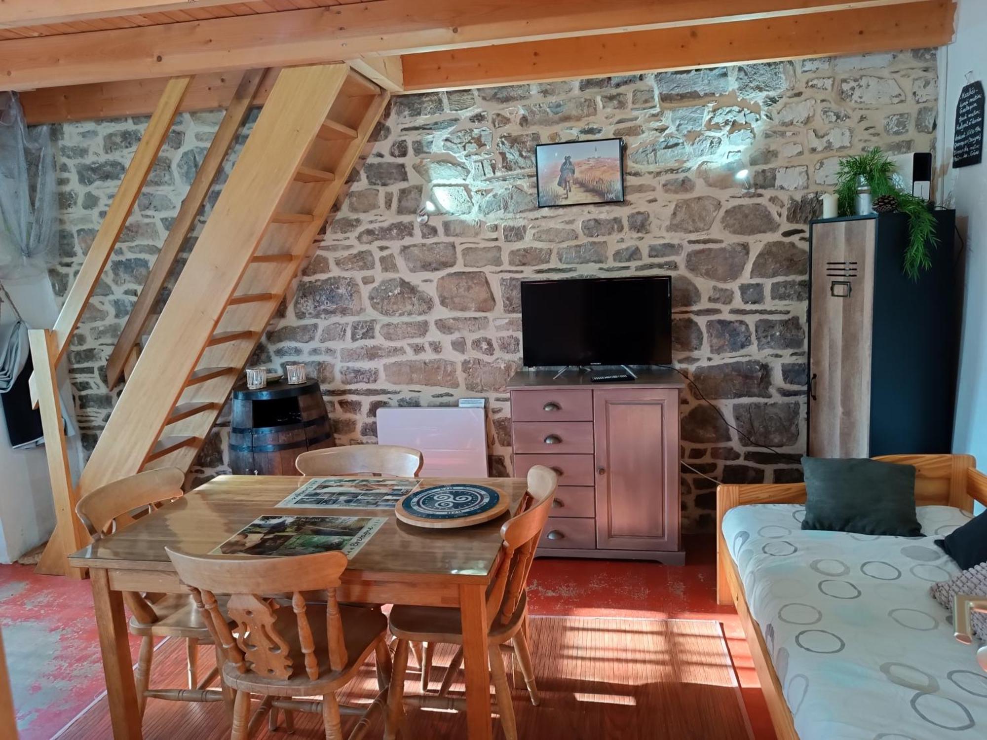 Petit Gite Cocoon Ty Bihan Ar Feunteun Scrignac 외부 사진